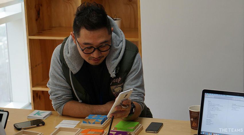 아토큐브 - 큐브로 숨은 상상력을 자극하는 아토큐브 한상택 대표 팀터뷰 사진  (더팀스 제공)