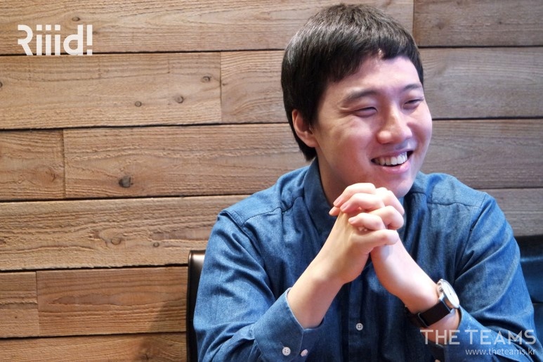 Riiid! - 막내의 직장생활, 뤼이드 김한기 개발자 팀터뷰 사진 1 (더팀스 제공)
