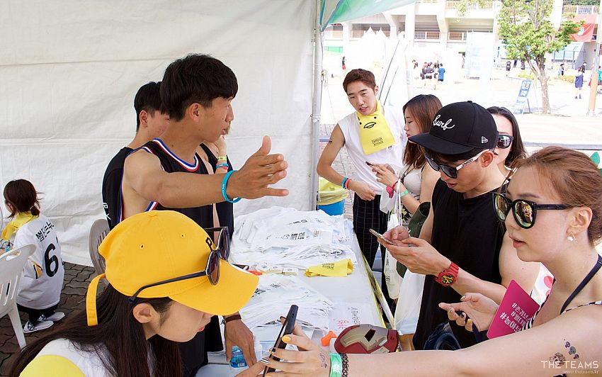 카썸(CARSSUM) - 1일 1빵터짐이 가능한 유쾌한 카썸 패밀리 팀터뷰 사진 1 (더팀스 제공)