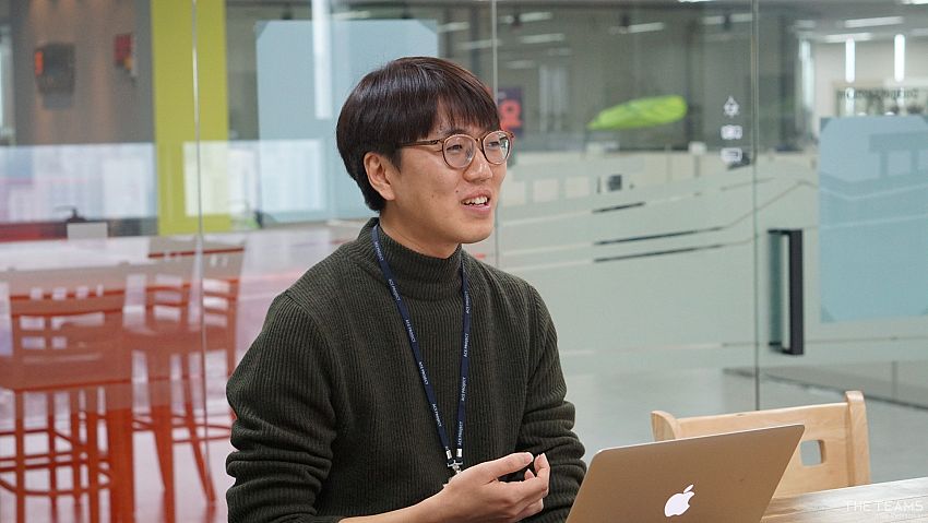 (주)에이스프로젝트 - 스포츠 모바일 게임 최고 매출 기록의 비법은? 에이스프로젝트 성문기 기획팀 PD 팀터뷰 사진  (더팀스 제공)