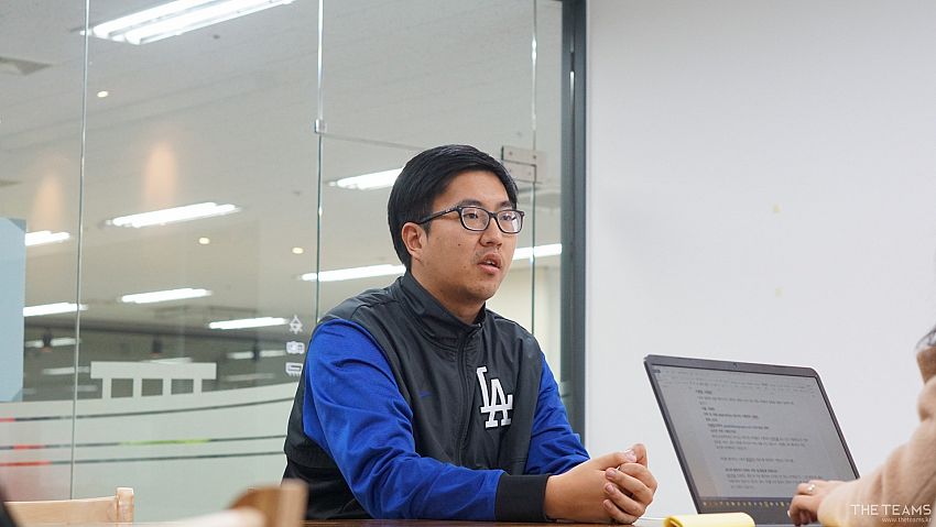 (주)에이스프로젝트 - 국내에서 게임 기획자가 되는 법, 에이스프로젝트 이철현 디렉터 팀터뷰 사진  (더팀스 제공)