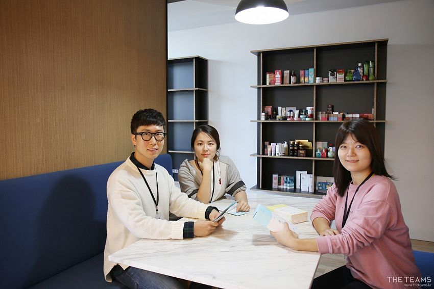 ㈜비투링크 - 문과 출신 코덕 디자이너, 한혜정 비투링크 파트장 팀터뷰 사진 2 (더팀스 제공)