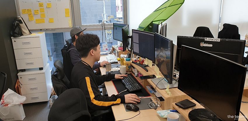 어반베이스 - 3D 그래픽 개발자의 삶이 궁금하시다면? 어반베이스 강석재 팀터뷰 사진 2 (더팀스 제공)