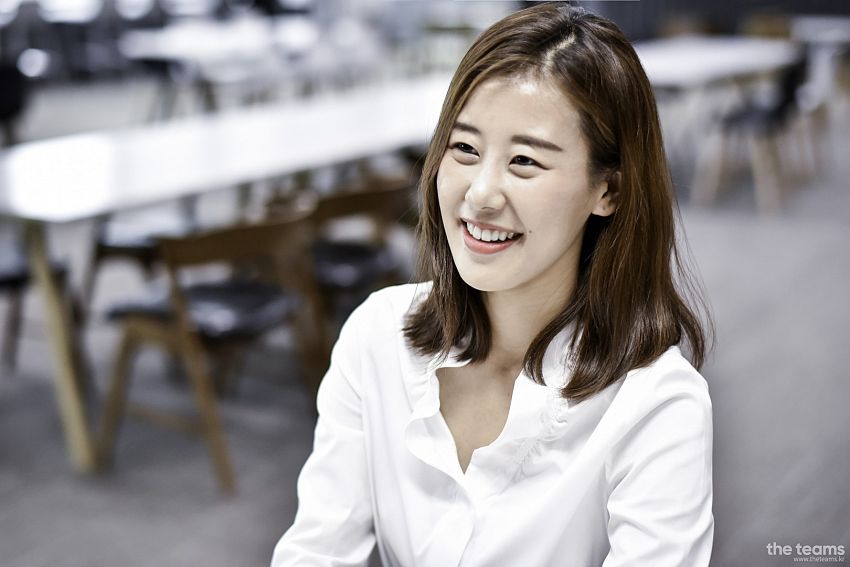 휴먼스케이프 - 모두가 건강한 세상을 꿈꾸는 헬스케어 사업개발자, 휴먼스케이프 신희정 디렉터 팀터뷰 사진  (더팀스 제공)