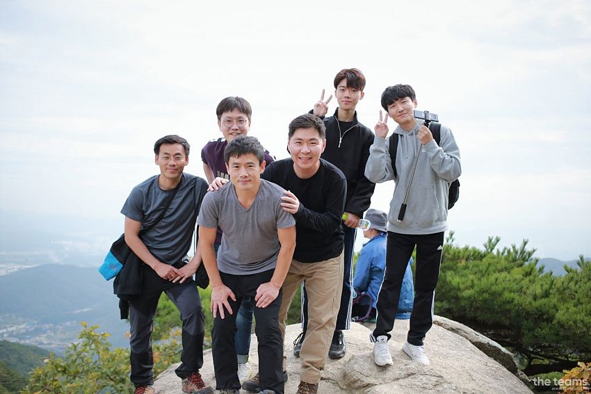 버즈앤비 - 작은 성취를 서로 지지해주고 소통하며 일해요, 버즈앤비 팀터뷰 사진 2 (더팀스 제공)