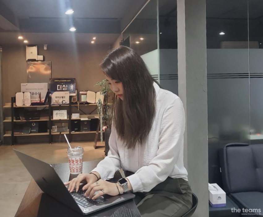 ㈜와이오엘오 - 국경 없는 해외 쇼핑 플랫폼, 크로켓을 만듭니다. 와이오엘오 팀터뷰 사진 2 (더팀스 제공)