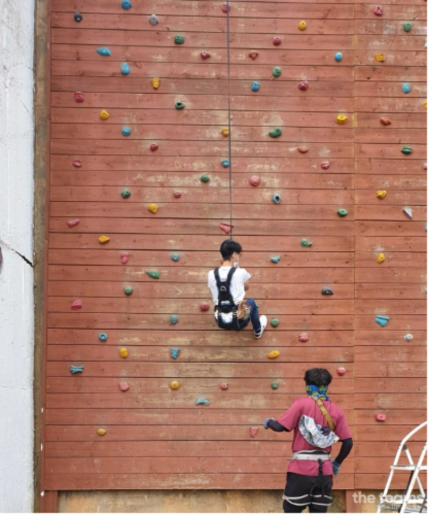 이지식스(MVL) - “글로벌 서비스 QA의 노하우”  QA의 중요성에 대해 (by QA엔지니어 Sia) 팀터뷰 사진  (더팀스 제공)