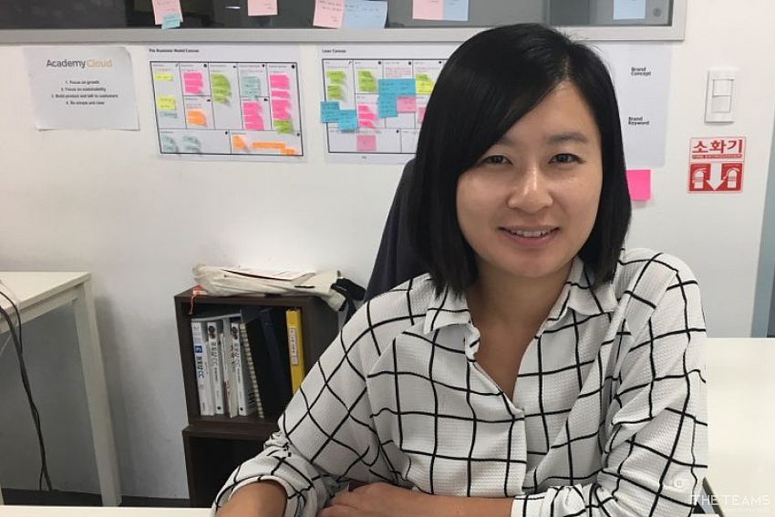 클레비 - 헬로키티-> 팬택-> 미스터피자-> 창업 클레비 윤미선 CEO 팀터뷰 사진 1 (더팀스 제공)