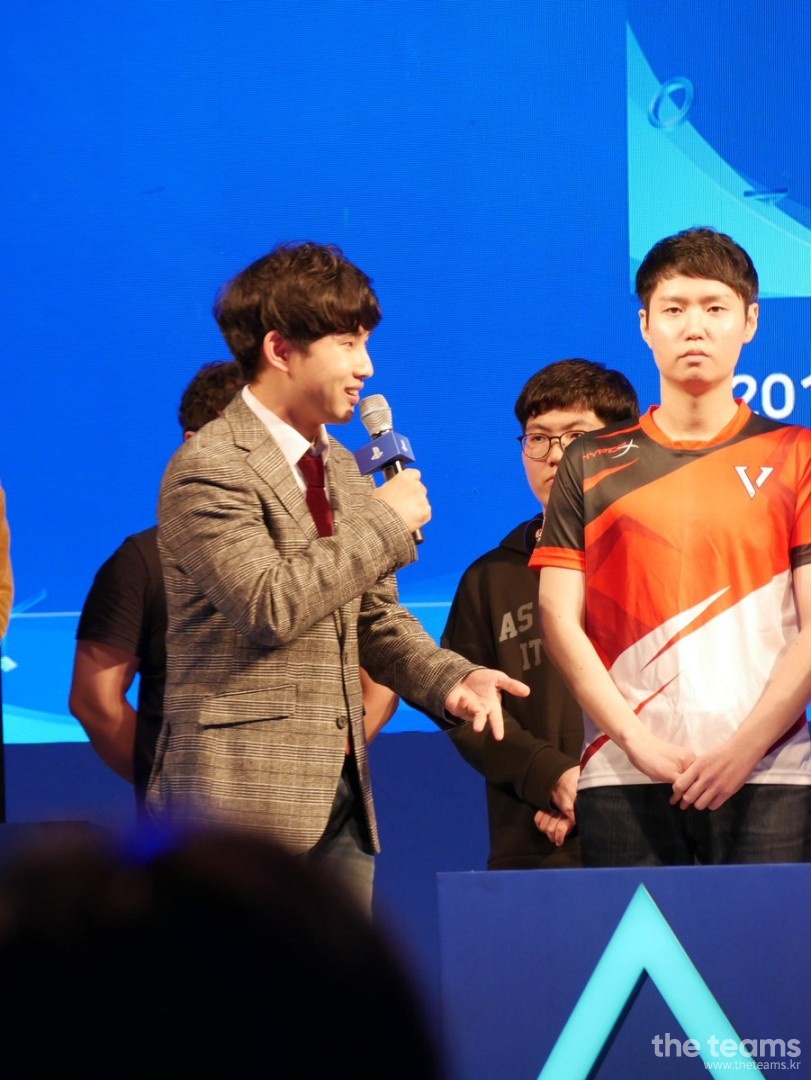 - “잘 시간을 줄여서라도 준비해야죠!” 공부라면 지지 않습니다,'락동민' 박동민 게임해설가/캐스터 팀터뷰 사진 2 (더팀스 제공)