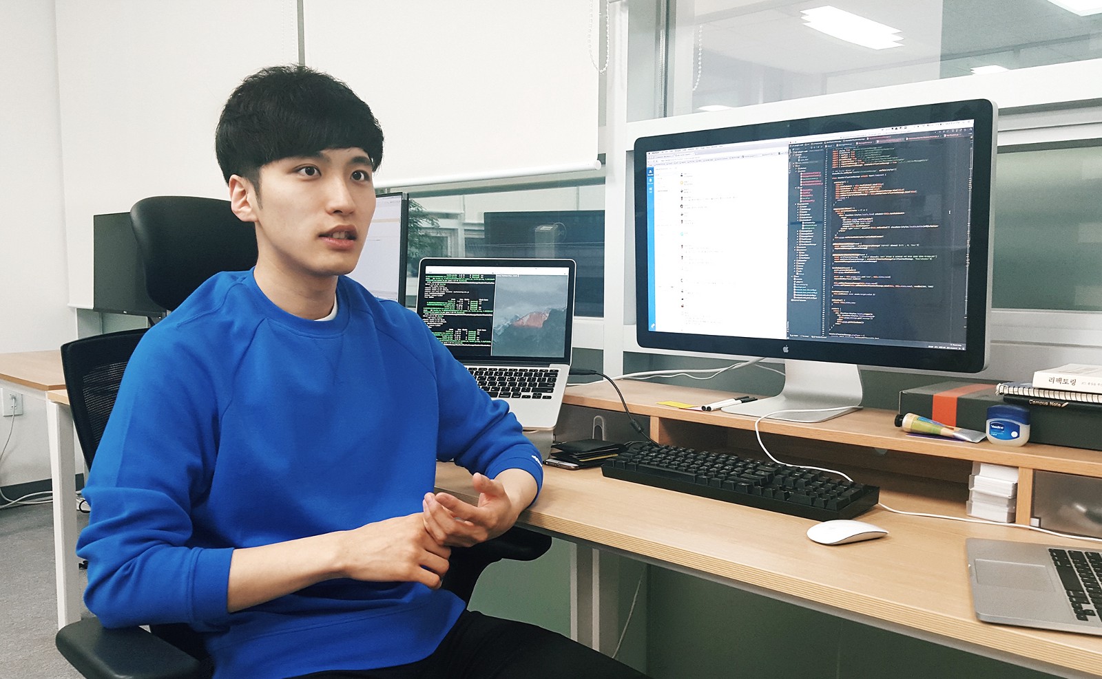 ZOYIFUL TALK (1) 사무실이 마음에 들어 왔다가 개발에 재미 들렸죠 by 주식회사 조이코퍼레이션 | 더팀스 ZOYIFUL TALK (1) 사무실이 마음에... 