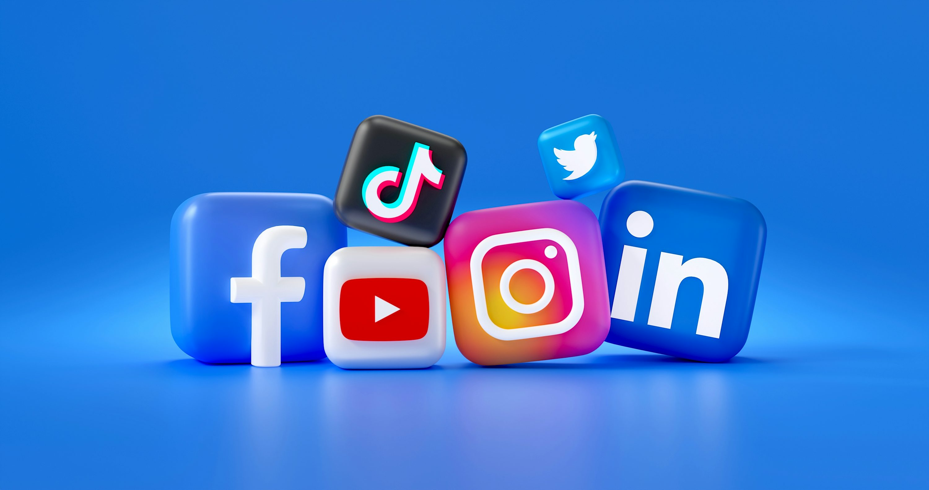 A group of different social media logos photo – Free Social media Image on Unsplash