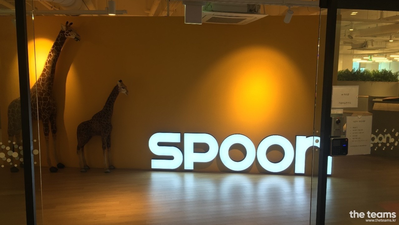 (주)스푼랩스 - [스푼 라디오] Product Manager (서비스 기획, 7년차) : 채용 메인 사진 (더팀스 제공)