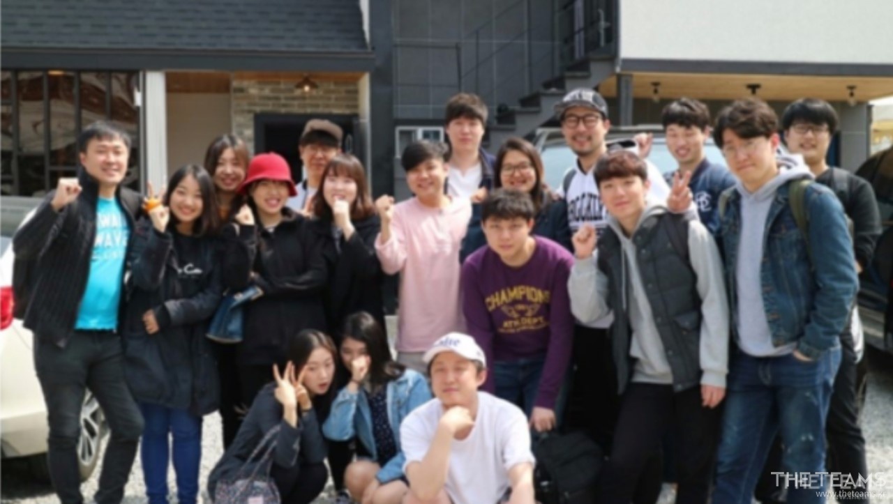 디너의여왕 - 창조 능력을 가진 디자이너라면 환영합니다! : 채용 메인 사진 (더팀스 제공)