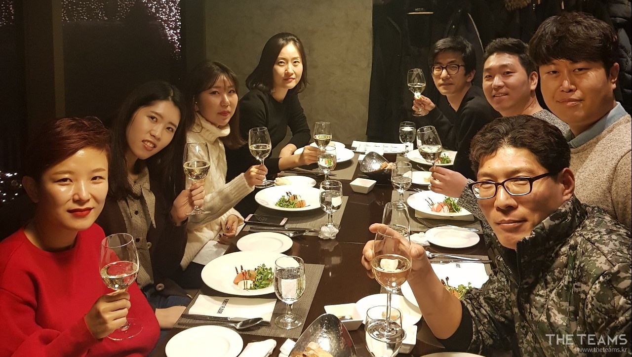 브랜드투어(BRANDTOUR INC) : 여행사 웹&솔루션 기획 팀원,마케터 팀원 모집 | 더팀스 여행사 웹&솔루션 기획 팀원,마케터 팀원 모집 by... 