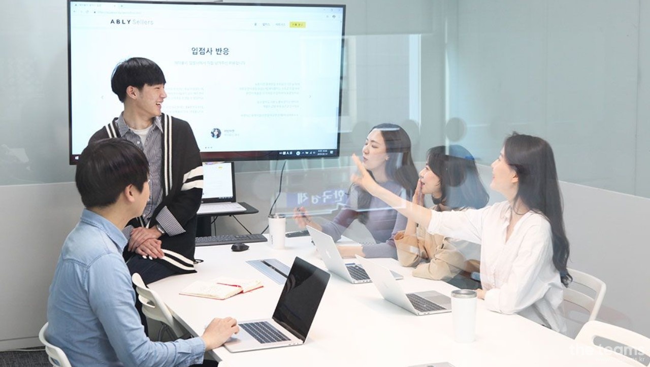 (주)에이블리코퍼레이션 - 에이블리에서 커머스 플랫폼의 머신러닝 엔지니어를 모십니다 : 채용 메인 사진 (더팀스 제공)